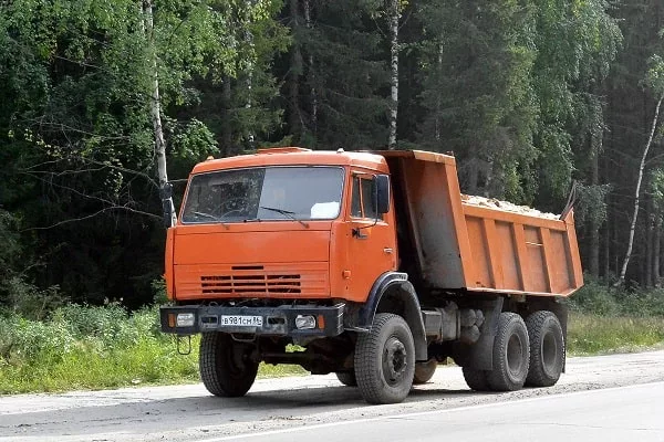 Самосвал КАМАЗ 65111